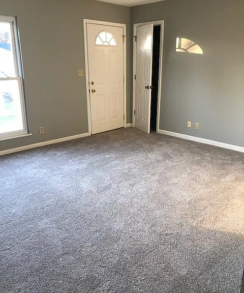 3317 Chaucer Dr — Photo 3
