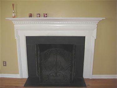 3rd image of 20826 Fairmount Blvd