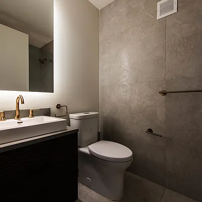 Rented by Nooklyn NYC LLC | media 99