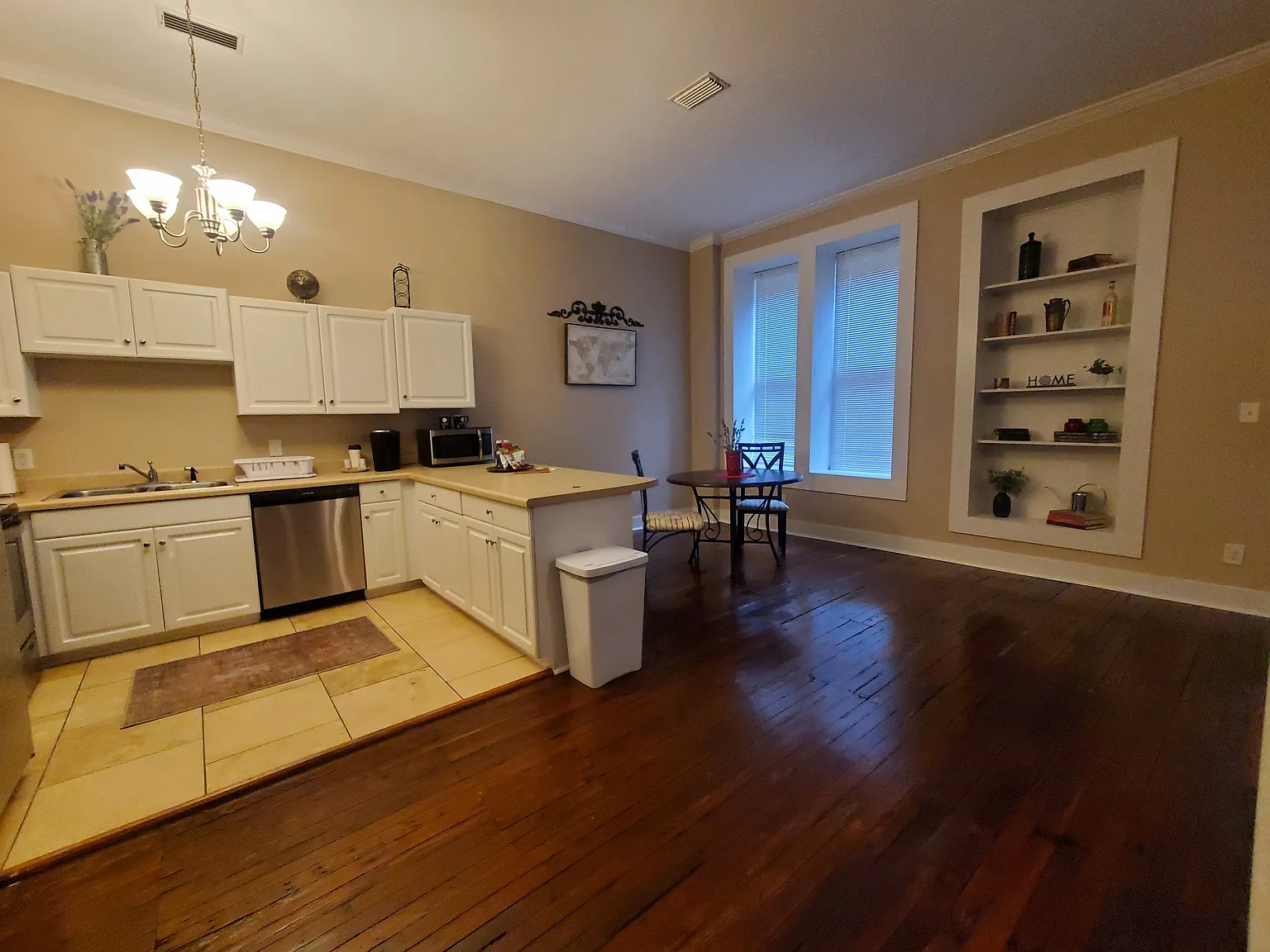 1 bed, 1224 sqft, $1,095 — Photo 3