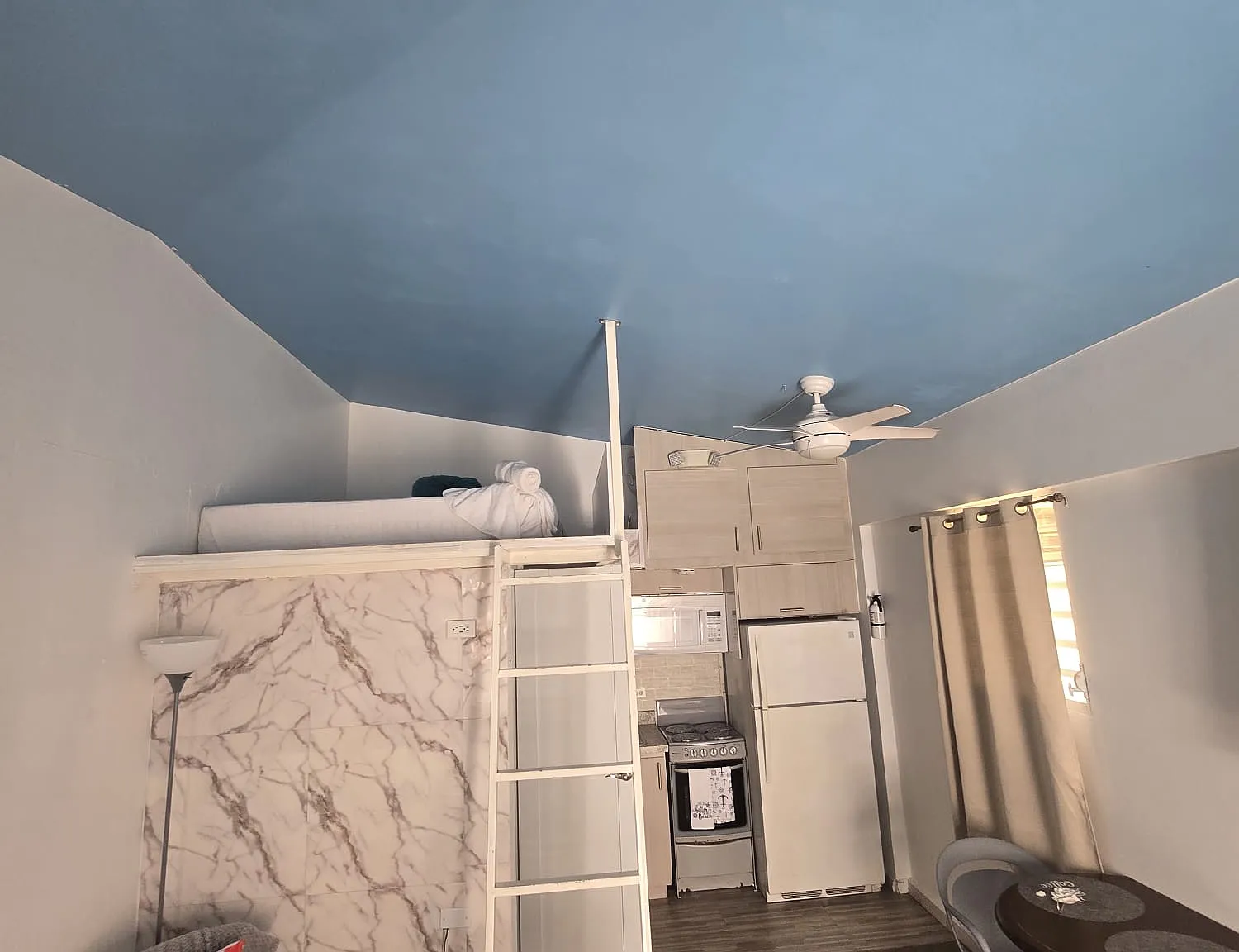 1 bed, $1,200 — Photo 2
