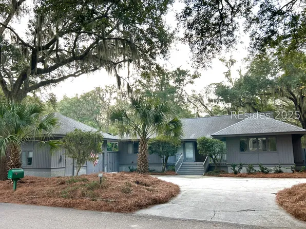 19 Bateau Rd, Hilton Head Island, SC 29928