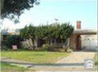 813 E Palmer St, Compton, CA 90221