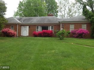 6501 Pinecrest Ct, Annandale, VA 22003