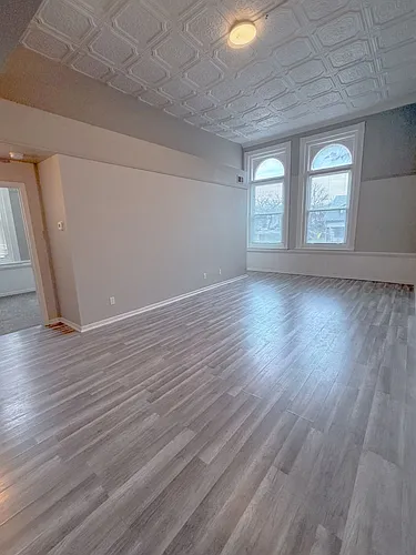 Mason School Apartments Photo 1