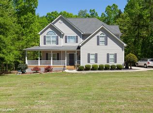 310 Kensington Dr, Sharpsburg, GA