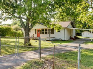 106 Cherokee Dr, La Vergne, TN 37086