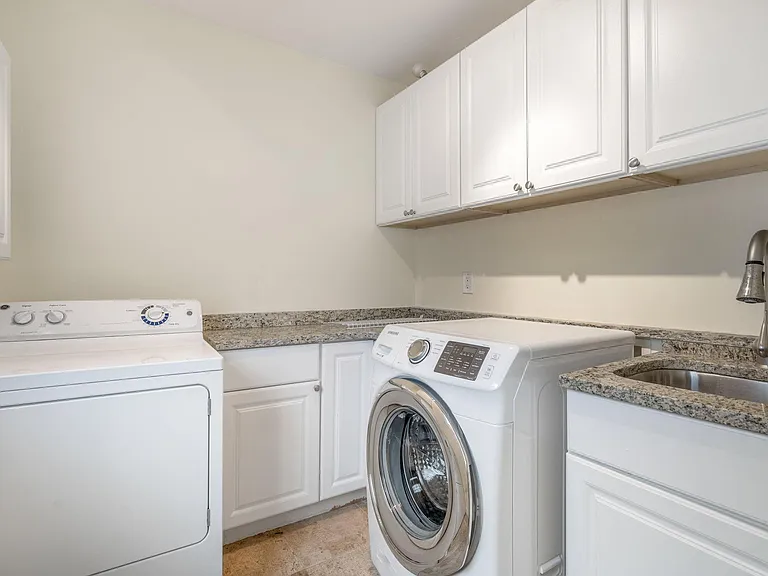 973 E Forteen Mile Rd — Photo 12