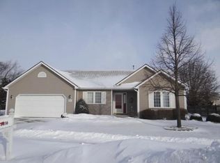 8816 Foxhaven Chase, Sturtevant, WI 53177