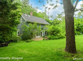 32 West Ave, Essex, CT 06426