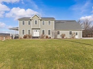 1120 Polly Hubbard Rd, Saint Albans, VT 05478