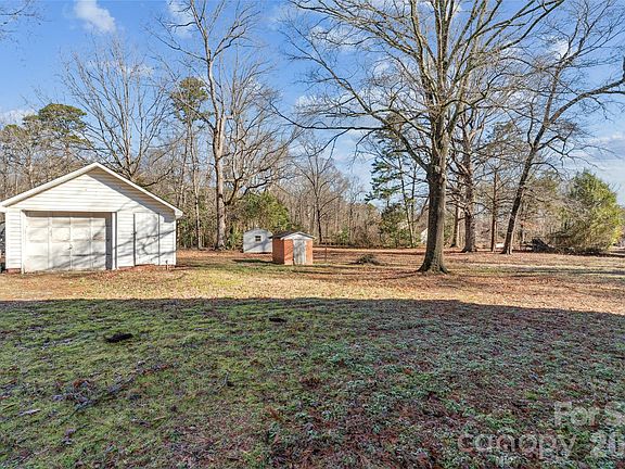 2nd image of 2640 Cannon Farm Rd