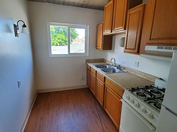 4th image of 1469 Thomas Ave #6