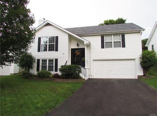 1420 Horseshoe Bnd, High Ridge, MO 63049