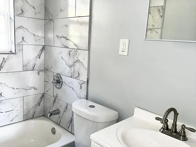 1831 Castalia St #2 — Photo 6