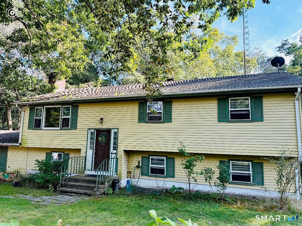 1st image of 33 Acorn Road