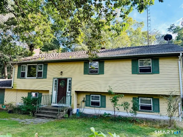 33 Acorn Road, Deep River, CT 06417