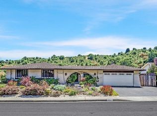 3911 Campolindo Dr, Moraga, CA 94556