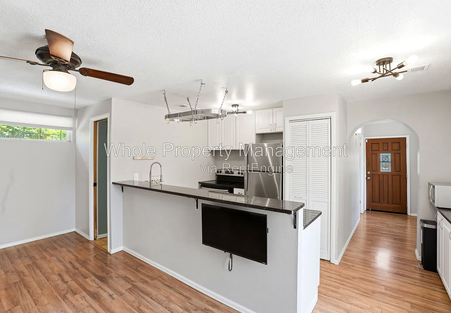 2 bed, 1.0 bath, 730 sqft, $2,195 — Photo 4