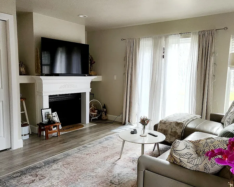 833 SW Sunset Blvd