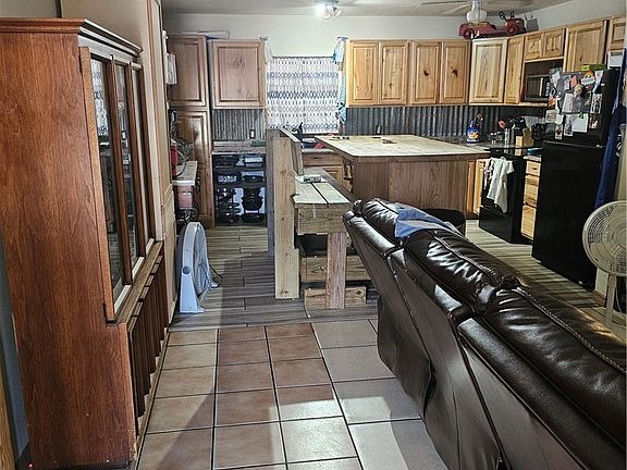 3rd image of 1533 Pinetop Ter