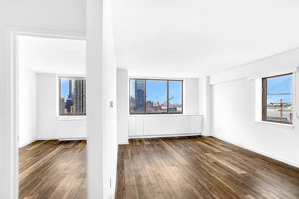 Rented by REAL New York | media 1