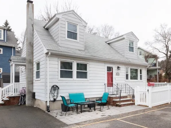 3 Wallace Park, Jamaica Plain, MA 02130