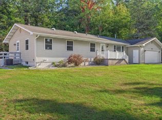 212 W Saginaw Rd, Sanford, MI 48657