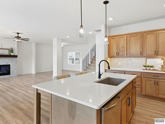 3rd image of 11907 Horizon St