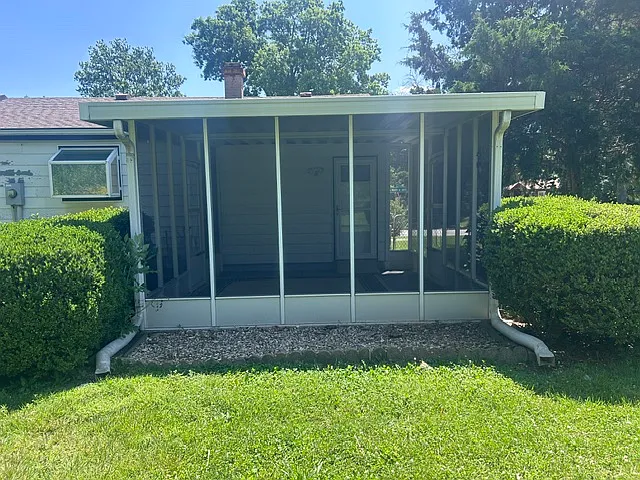 3812 S Main St — Photo 11