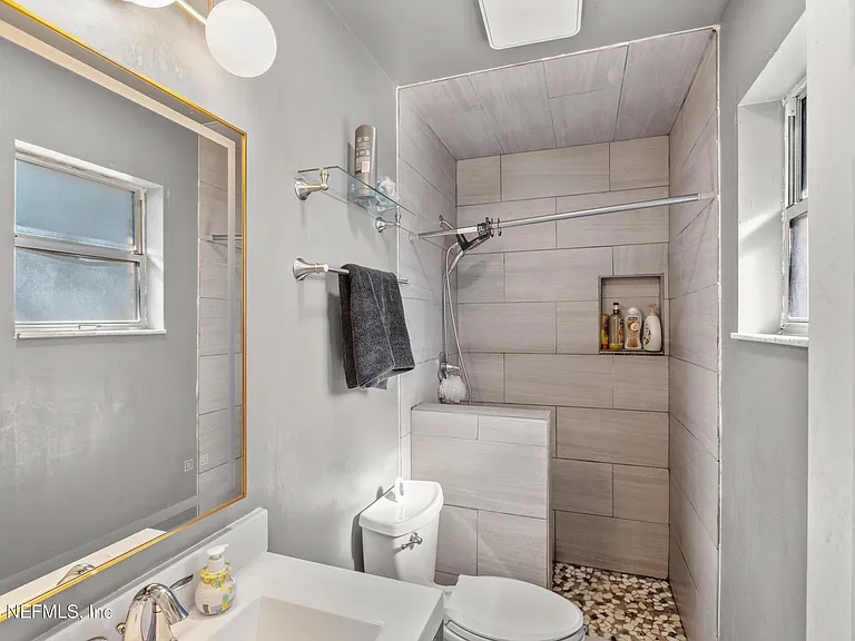 641 SW Orange Ave — Photo 12