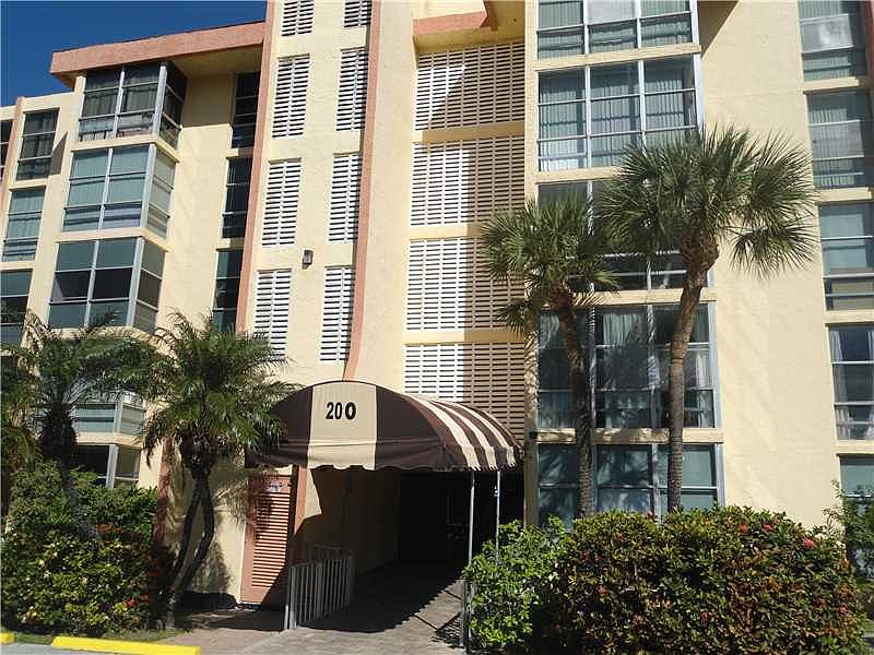 1st image of 200 172nd St APT 401