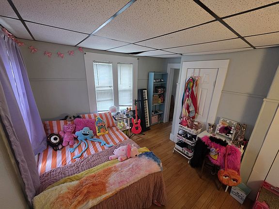 5th image of 139 Greenwood St #2