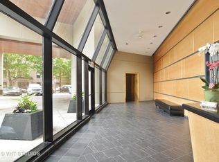 345 W Fullerton Pkwy APT 901, Chicago, IL 60614