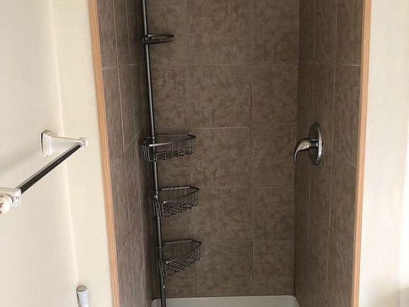 5th image of 1020 Market St #2