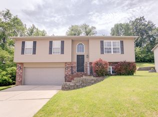 1 Summit Trail Ct, Collinsville, IL 62234