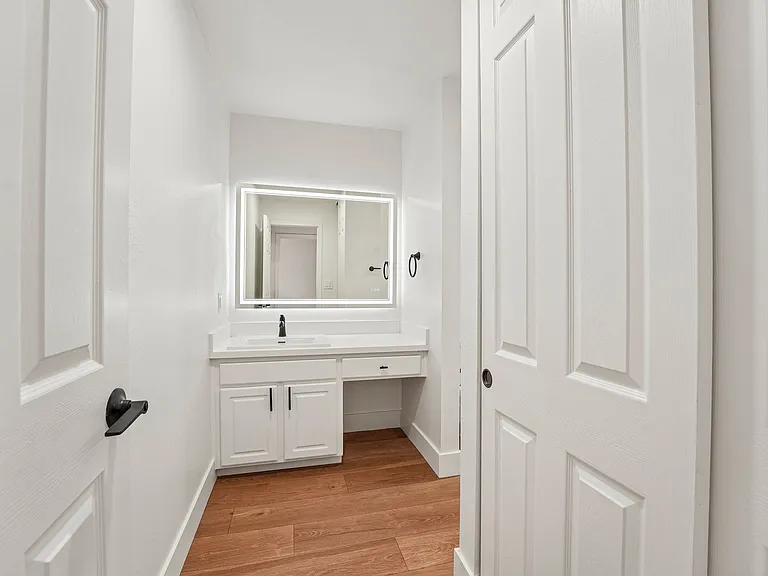 Summerwood Apartments — Photo 101