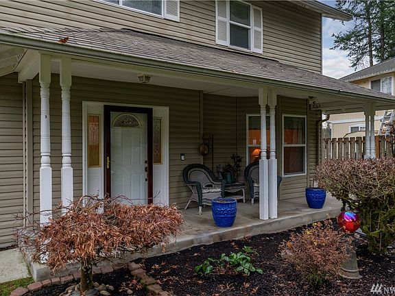 4th image of 1723 169th Street Ct S