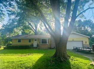 110 Willa Ln, Windsor, MO 65360