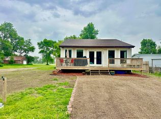 300 E North St, Badger, SD 57214