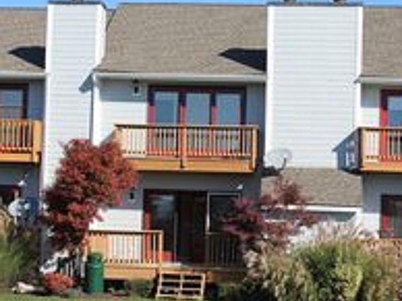 2nd image of 704 Marion Quimby Dr #704