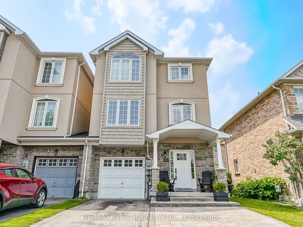 176 Gail Parks Cres, Newmarket, ON L3X 3C2
