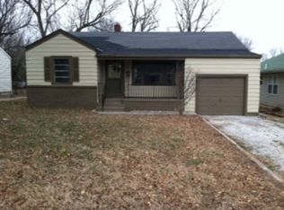 1931 E Walnut St, Springfield, MO 65802