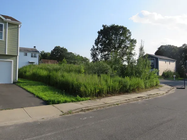 16 Kingsley Court Lot # 9, Waterbury, CT 06704