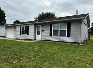 2556 Reveres Rte, Granite City, IL 62040