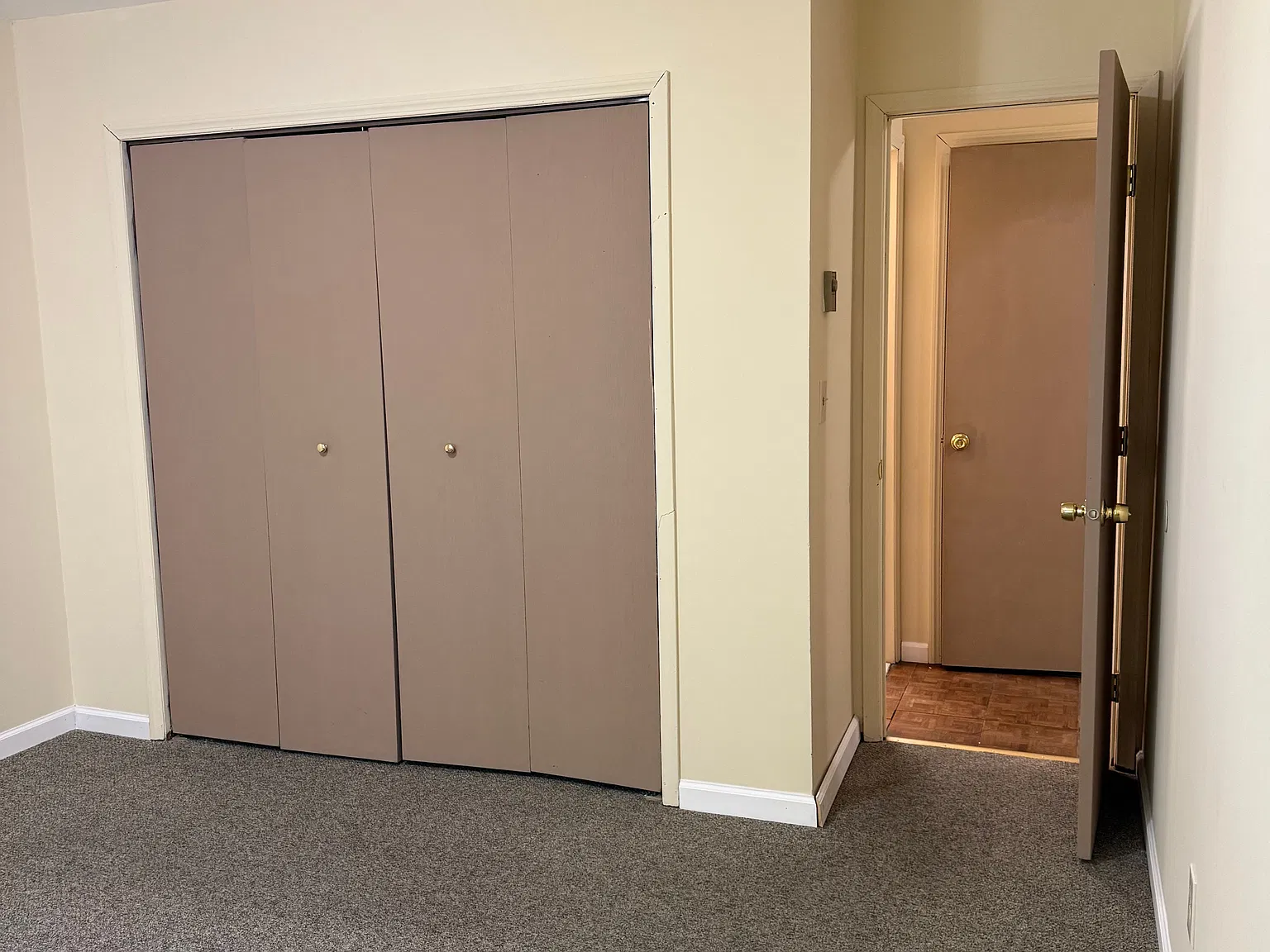 2 bed, $1,400 — Photo 4