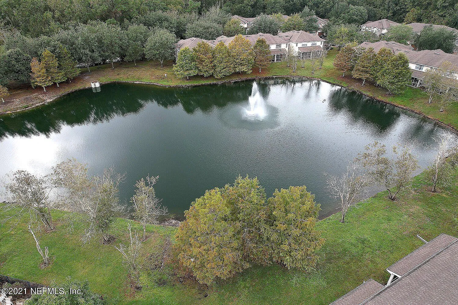 3 bed, 1455 sqft, $1,895 — Photo 3