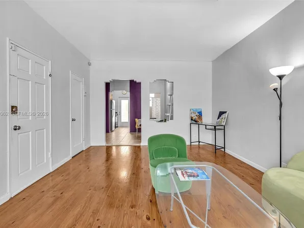 736 12th St APT 5, Miami Beach, FL 33139