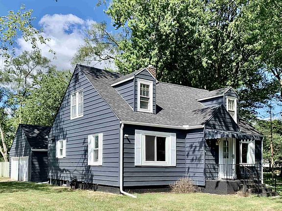 2nd image of 2431 Lane Ave