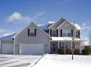 4775 Briarwood Ct, Auburn, MI 48611